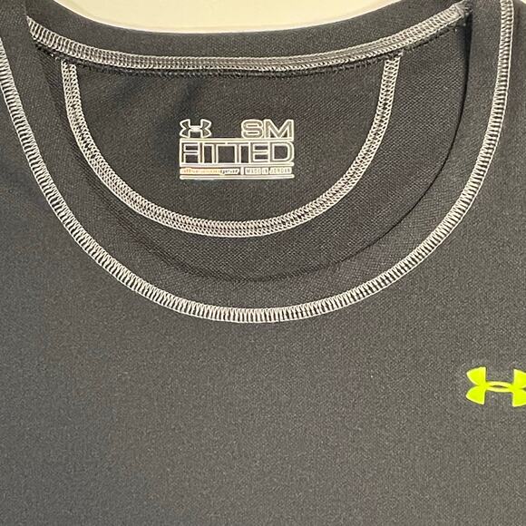 Under Armour Fitted ColdGear Long Sleeve Base Layer Top Womens S Black Neon Logo - Picture 2 of 11